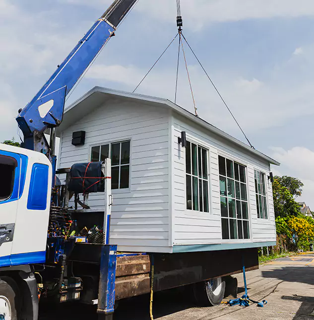 Complete Trailer Roof Replacement Solutions: Keeping Highland Park's Trailers Sealed and Road-Ready