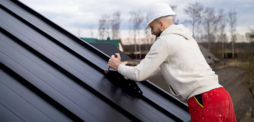 Professional Corrugated Roofing Repair Services in Highland Park, IL