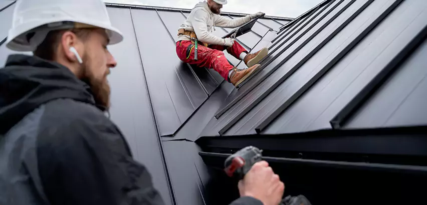Professional Gutter Repair Services in Highland Park, IL