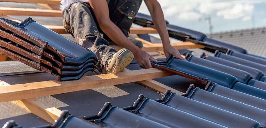 Professional Storm Damage Roof Repair Services in Highland Park, IL
