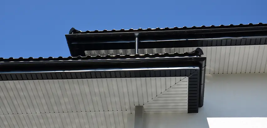 Box Eave Construction in Highland Park