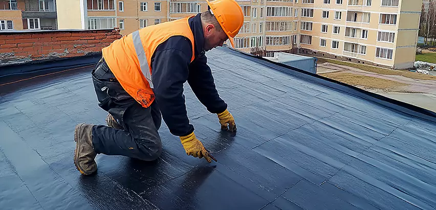 Professional TPO Roof Replacement Services in Highland Park, IL