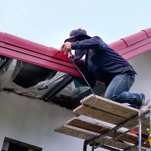Why Highland Park, IL Homeowners Choose Highland Park Roofing Pro for Fascia Repair?