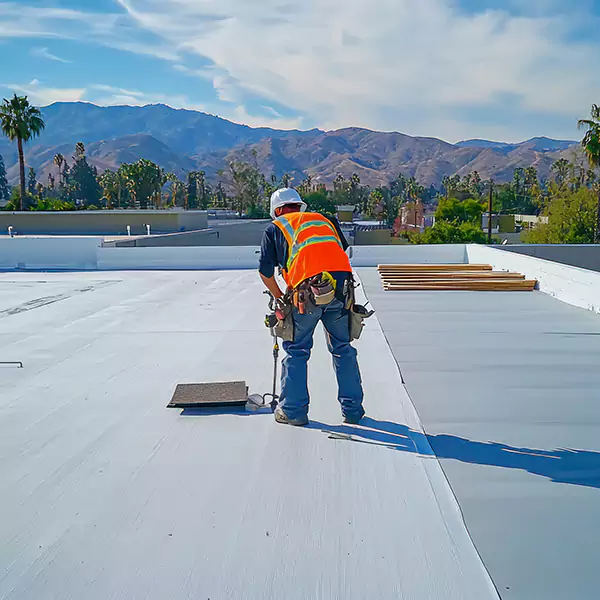 Why Highland Park Property Owners Trust Highland Park Roofing Pro for Flat Roofing?