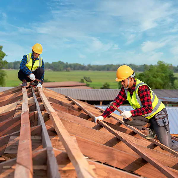 Why Highland Park, IL Property Owners Trust Highland Park Roofing Pro for Garage Roof Replacement?